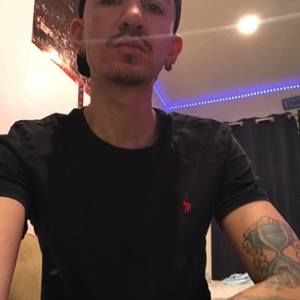 Meet your Posher, Dee